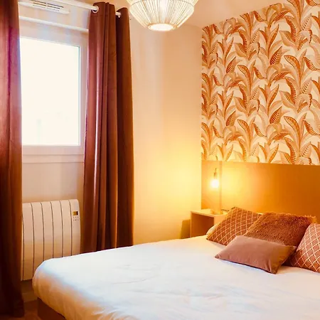 Charming - Private Parking, Balcony Caen